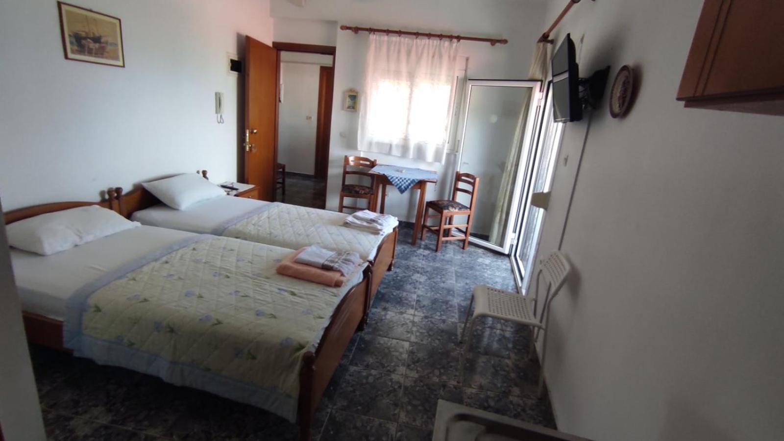 ניאה סקיוני Peristerianos Apartments מראה חיצוני תמונה