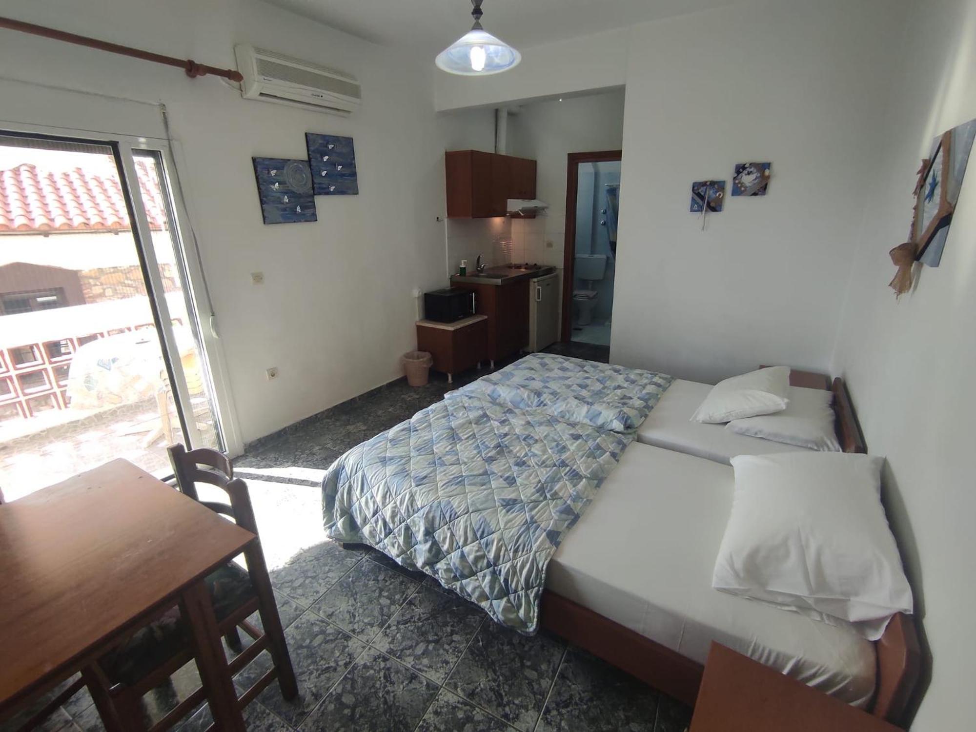 ניאה סקיוני Peristerianos Apartments מראה חיצוני תמונה