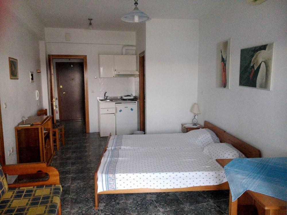 ניאה סקיוני Peristerianos Apartments מראה חיצוני תמונה