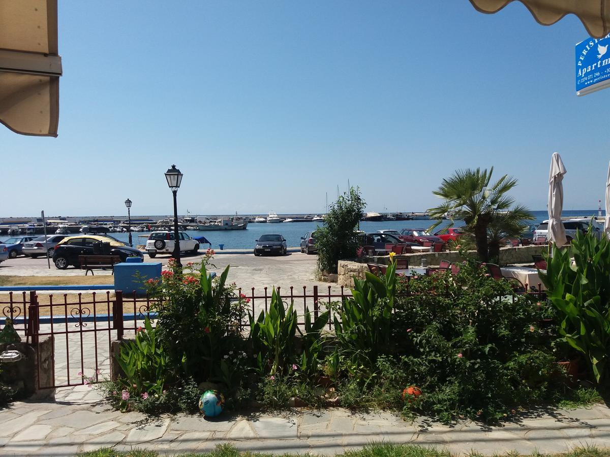 ניאה סקיוני Peristerianos Apartments מראה חיצוני תמונה